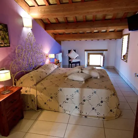 La Casa Del Palombaro Bed and Breakfast