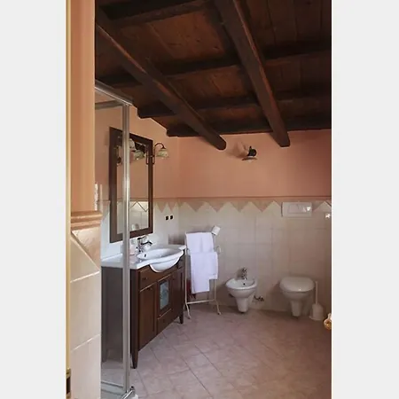 La Casa Del Palombaro Bed & Breakfast 3*