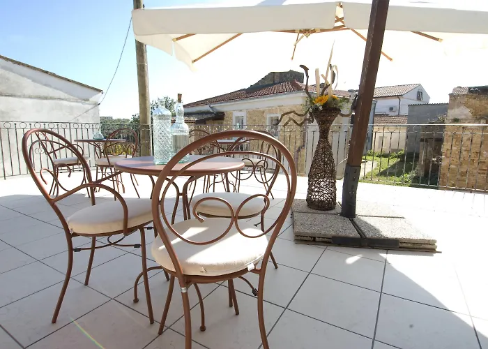 לינה וארוחת בוקר La Casa Del Palombaro אורטונה