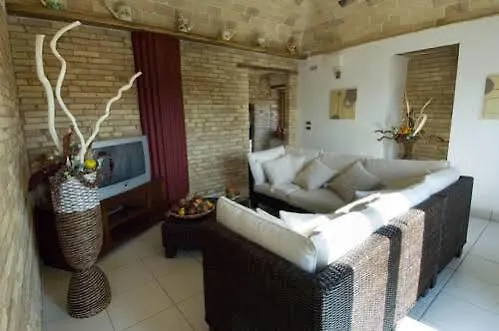 La Casa Del Palombaro